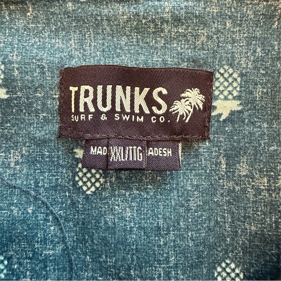 Trunks Casual Button Down Hawaiian Pineapple Shirt Soze XXL - Picture 3 of 3